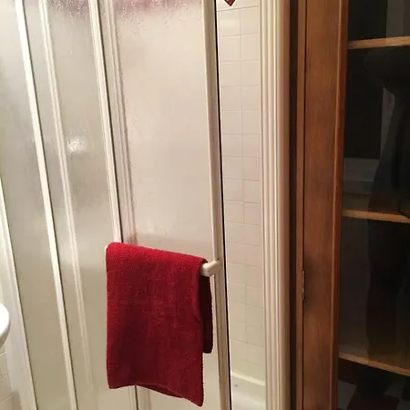 Spacious In 80 M² With Parking Apartment A Coruna