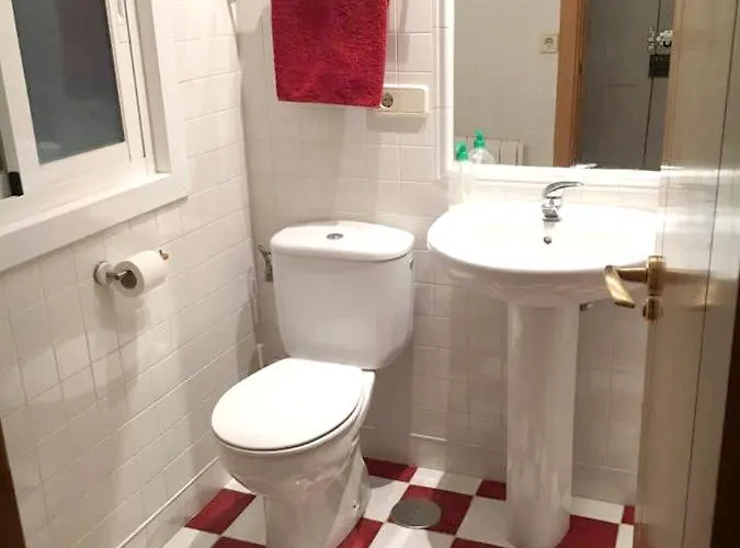 Spacious In 80 M² With Parking * A Coruña